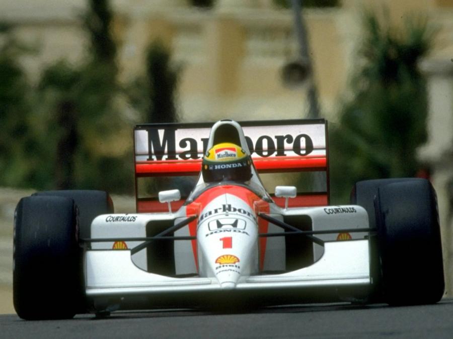  McLaren Honda MP4-7 1992 года  (фото 1 из 6)